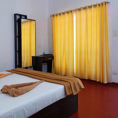 Koshy'S Beach Front Homestay Mararikulam Exterior photo